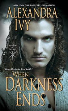 When Darkness Comes Read online