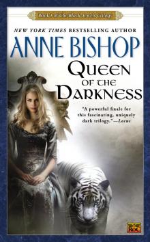 Queen of the Darkness Read online