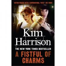 A Fistful of Charms Read online
