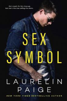 Sex Symbol (Hollywood Heat Book 1) Read online