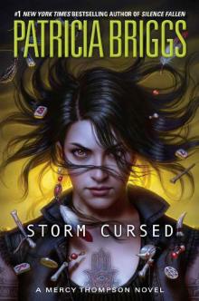 Storm Cursed (A Mercy Thompson Novel)