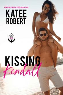 Kissing Kendall: A Gone Wild Novel Read online
