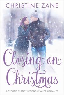 Closing On Christmas (Second Glance Second Chance Book 1)