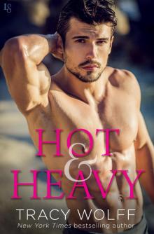 Hot & Heavy Read online