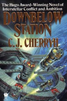 Downbelow Station Read online