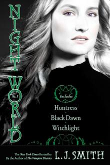 Night World : Huntress Read online
