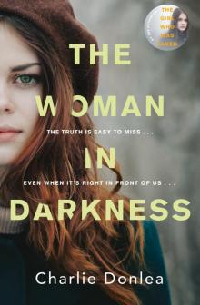 The Woman in Darkness Read online