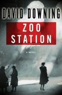 Zoo Station jr-1 Read online