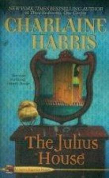 (4/10) The Julius House Read online