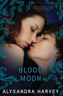 Blood Moon (The Drake Chronicles) Read online