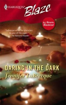 Daring in the Dark Read online