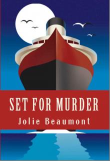 Set For Murder (Showbiz Is Murder Book 1) Read online