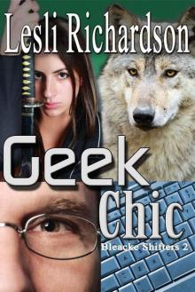 Geek Chic (Bleacke Shifters Book 2) Read online