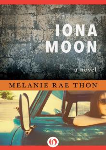 Iona Moon Read online