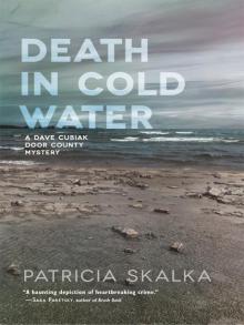 Death in Cold Water Read online