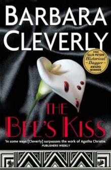The Bee's Kiss Read online