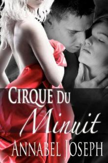 Cirque Du Minuit Read online