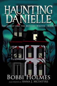 The Ghost and the Mystery Writer Read online