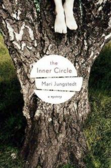 Anders Knutas 03 - The Inner Circle aka Unknown Read online