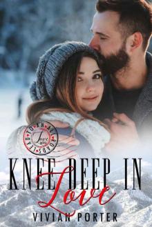 Knee Deep in Love: A Sweet Traveling Romance Novel (All Roads Lead to Love Book 1) Read online